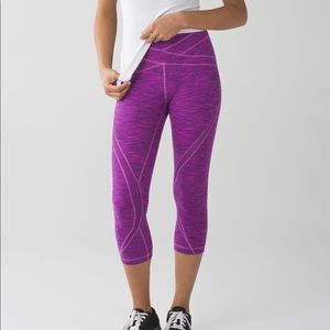 Lululemon free flow crop jacquard purple pink mesh